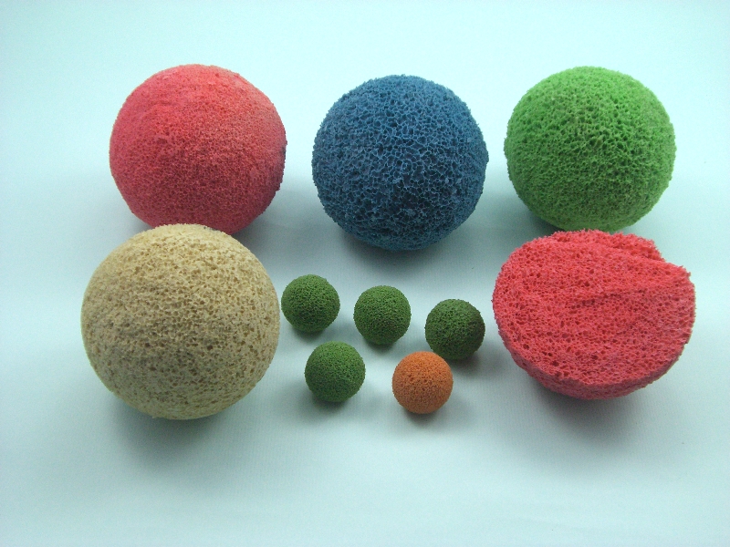 RUBBER SPONGE CLEANING BALL